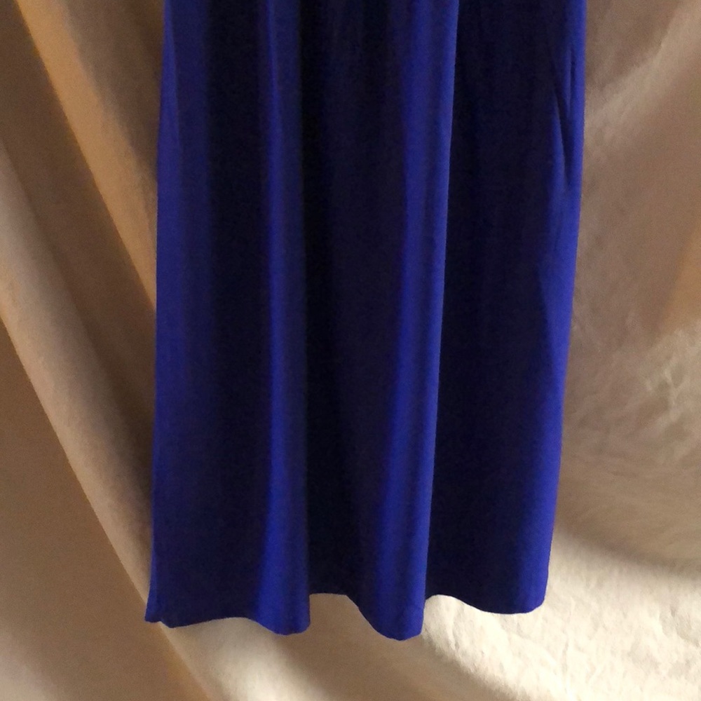Floor Length Dress - Picture 5 of 8